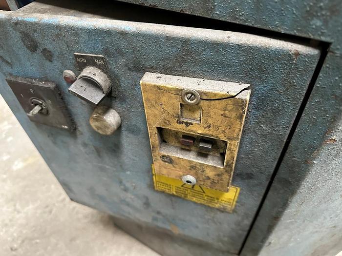 Used 2004 Anbas TR 300 Manual Bandsaw