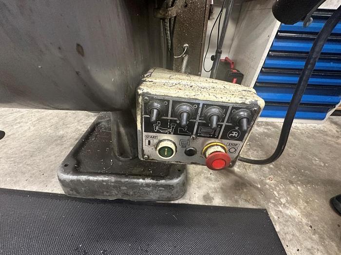 Used Bridgeport Series 1 Manual Turret Milling Machine