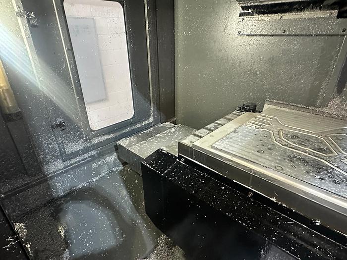 Used 2016 Hurco VMX60SRTi 5 Axis Machining Centre