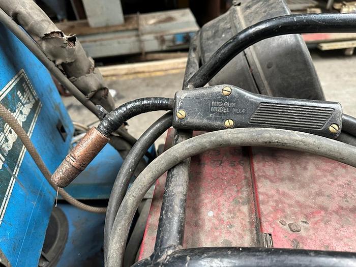 Used Lincoln Bester Magster 351 MIG Welder