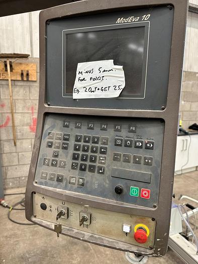 Used 2004 Bystronic PR 250 x 4100 CNC Pressbrake