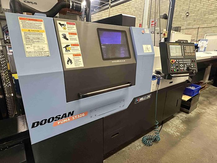 Used 2013 Doosan Puma ST32G SIiding Head CNC Lathe