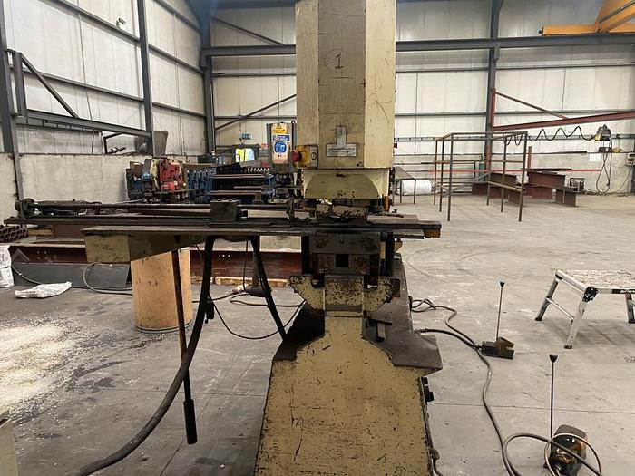 Used Geka HydraCrop 110/SD Ironworker