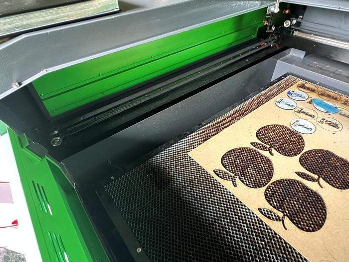 Used 2021 Mantech/Jinan Jindiao Technology  Z1390 Laser Cutter & Engraver