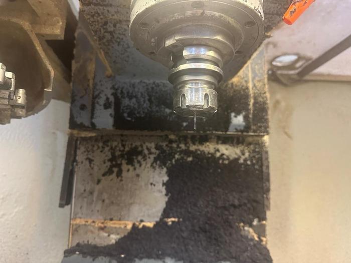 Used 1992 Leadwell MCV-1000AP Machining Centre