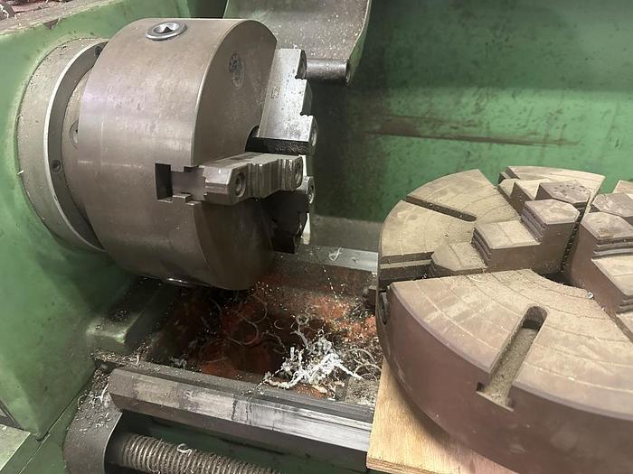 Used YMT(Yunnan Machine Tools) CY - S1760G Gap Bed Manual Center Lathe