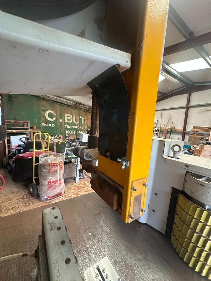 Used 2006 Griggio SNAC 740 RS3 Bandsaw with Feeder