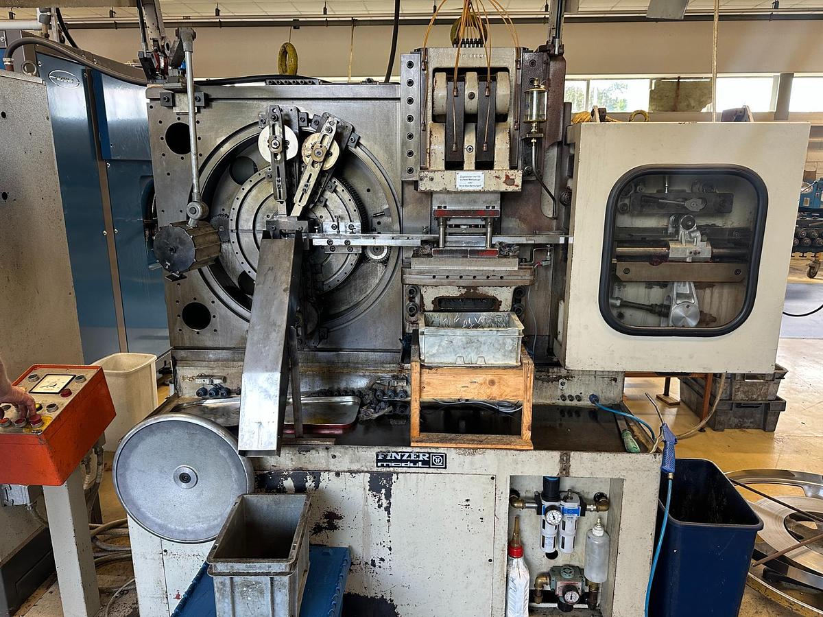 Used 1987 Finzer ZUB 250 Multislide Machine | 250kN 6 Slide