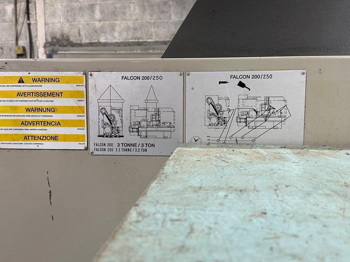 Used Cincinnati Milacron Falcon 200 CNC Lathe