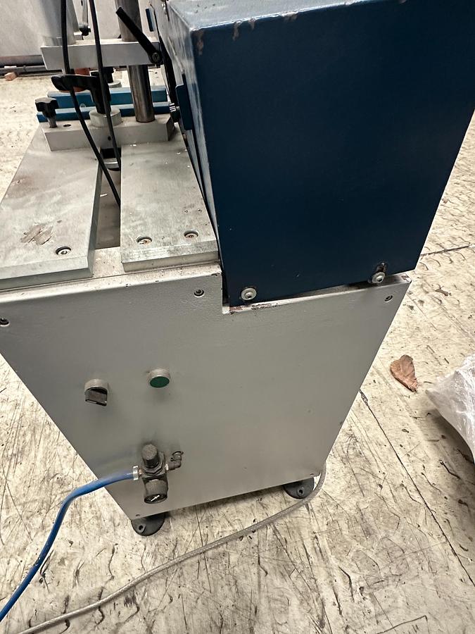 Used 2008 Wegoma AKF125 End Milling Machine