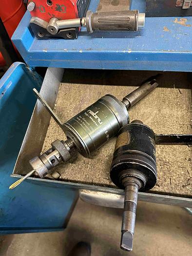 Used Bridgeport Series 1 BR2J Manual Turret Milling Machine