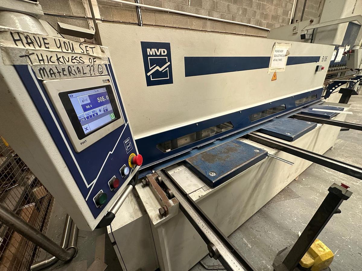 Used 2016 MVD B06-3100 Hydraulic Guillotine for Sale | 3100 x 6mm Sheet Metal Shear