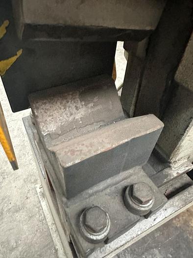 Used Sahinler HKM 60 Ironworker