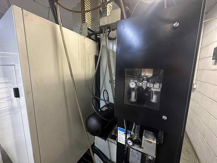 Used 1999 Hurco BMC2416 Machining Centre