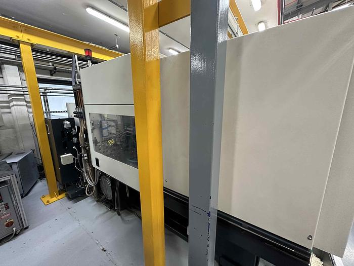 Used 2005 Demag System 60/420-80 Injection Moulding Machine