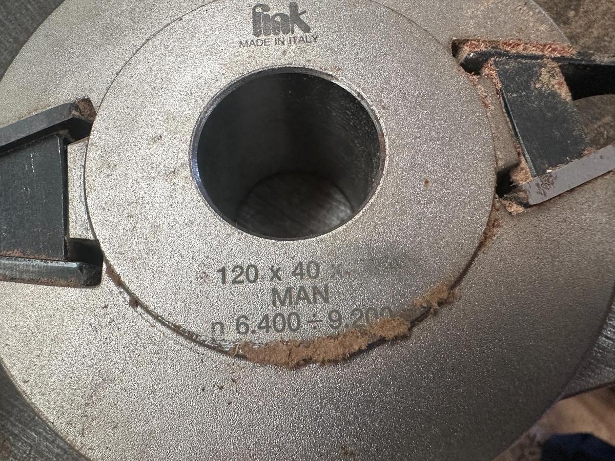 Used 2005 Griggio T220 Spindle Moulder with Comatic AF/34 Feeder