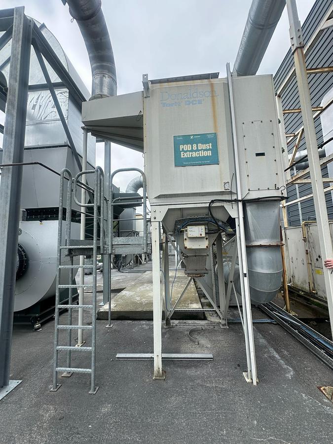 Used Donaldson DFO-3-18R Industrial Extraction System – Complete with Ducting, Fan & Controls