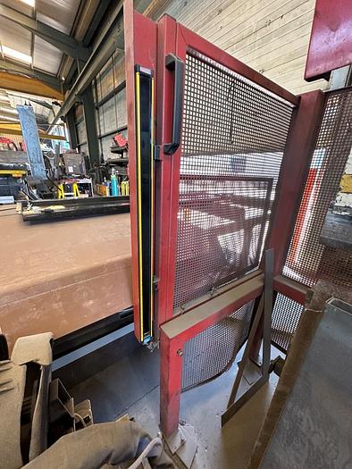 Used 1999 Edwards Pearson PR10 200/4100 CNC Pressbrake