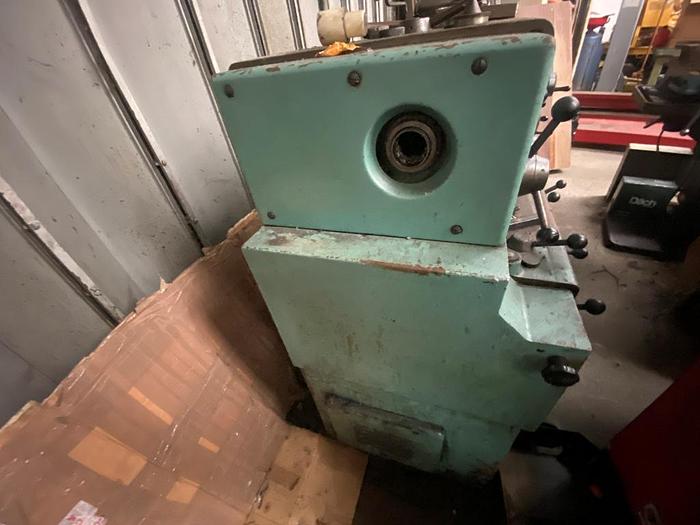 Used TOS SN40A Manual Lathe