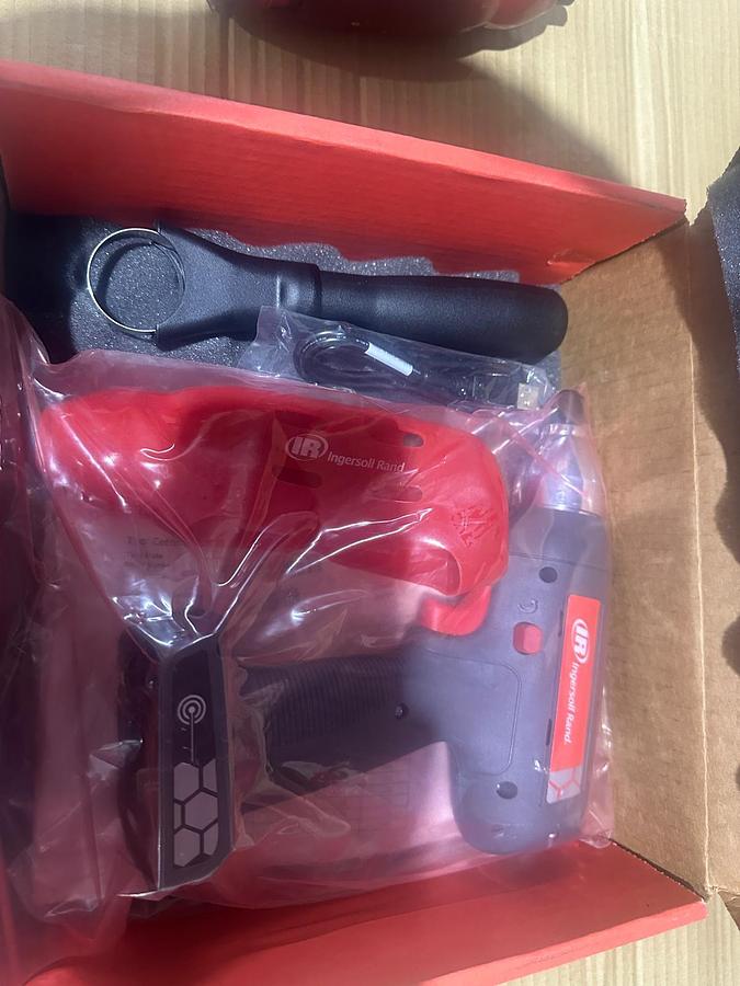 Used Ingersoll Rand QXBN Cordless Precision Screwdrivers – 3 Units + Chargers & 20V Batteries – Excellent Condition