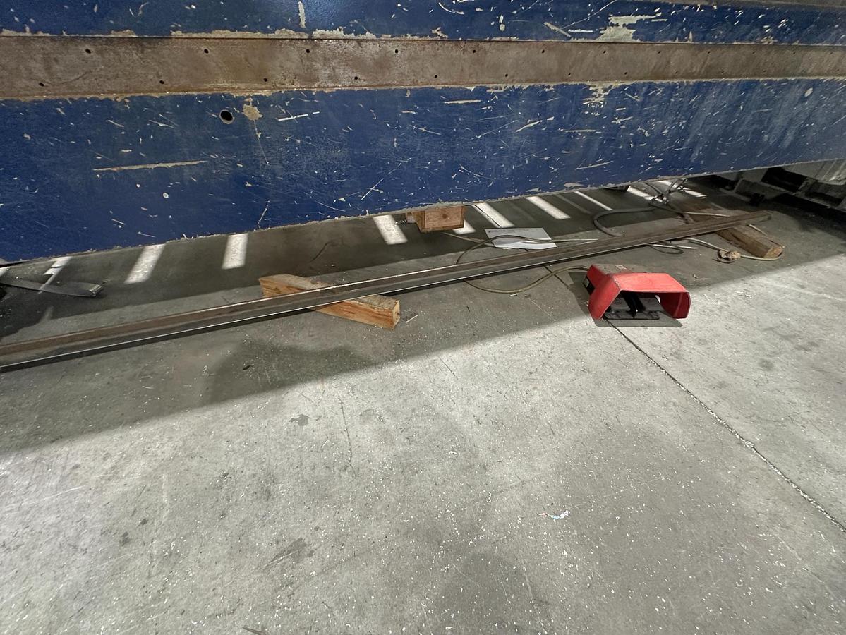 Used 2006 Schroder SPB 3200/3.0 CNC Sheet Metal Folder