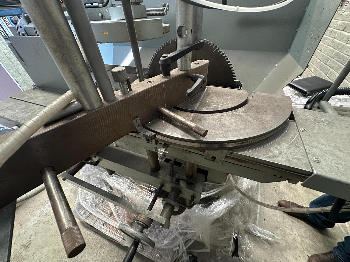 Used 2004 Graule AS-U 450 Notching Saw – Dual Blade Aluminium Profile Cutter