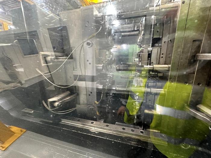 Used 2005 Engel Victory 650/180 Tech Injection Moulding Machine