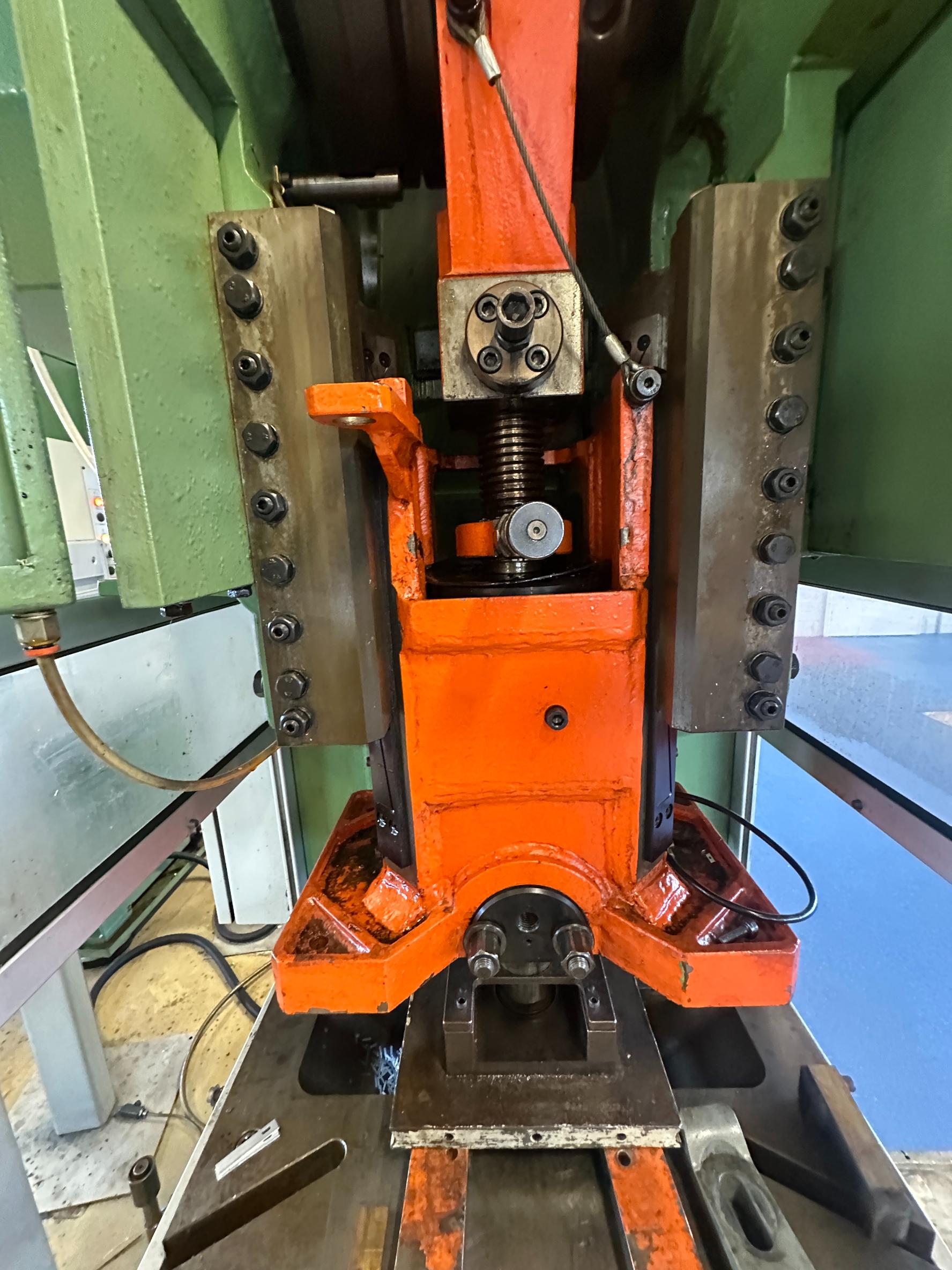 Used 2000 Presse Ross 40V-4 40 Ton Mechanical Press with Soprem Decoiler
