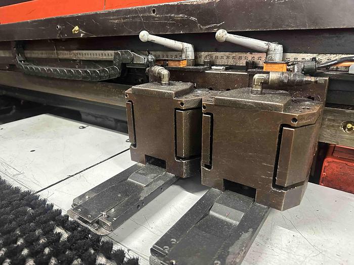 Used 2001 Amada Europe 255 Punching Machine