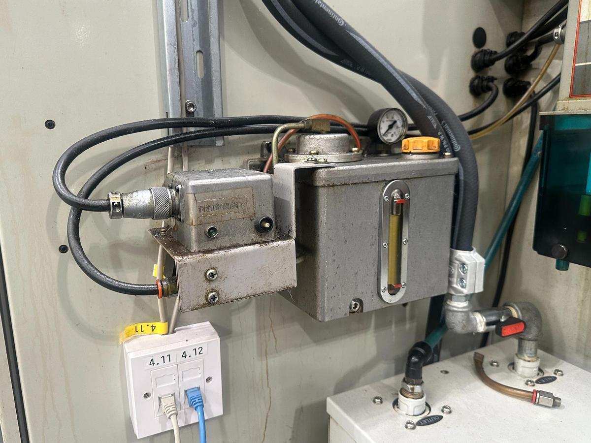 Used Victor H500 Horizontal Machining Centre | 4 Axis CNC | Includes Tooling | For Sale