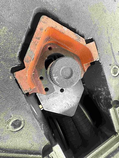 Used 2009 Elumatec EP 124 Corner Crimper