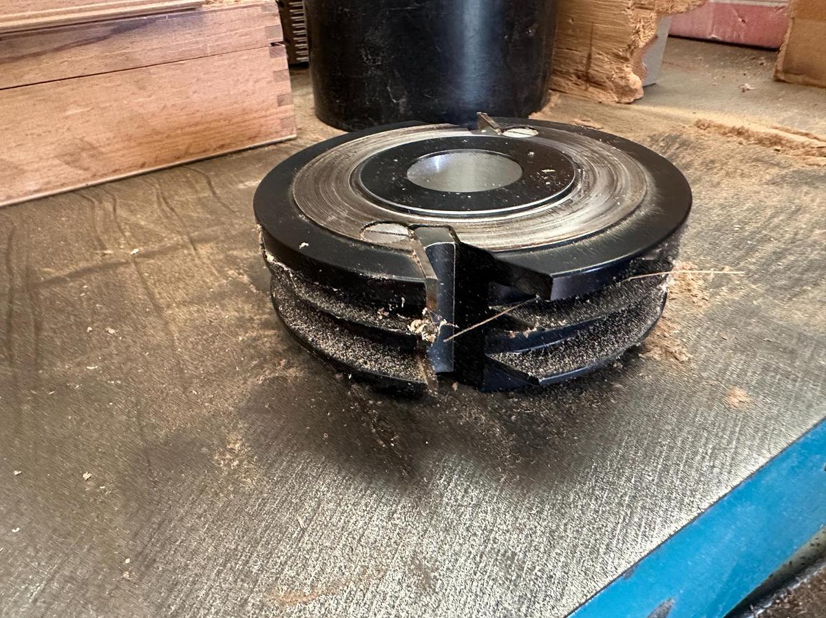 Used 2005 Griggio T220 Spindle Moulder with Comatic AF/34 Feeder