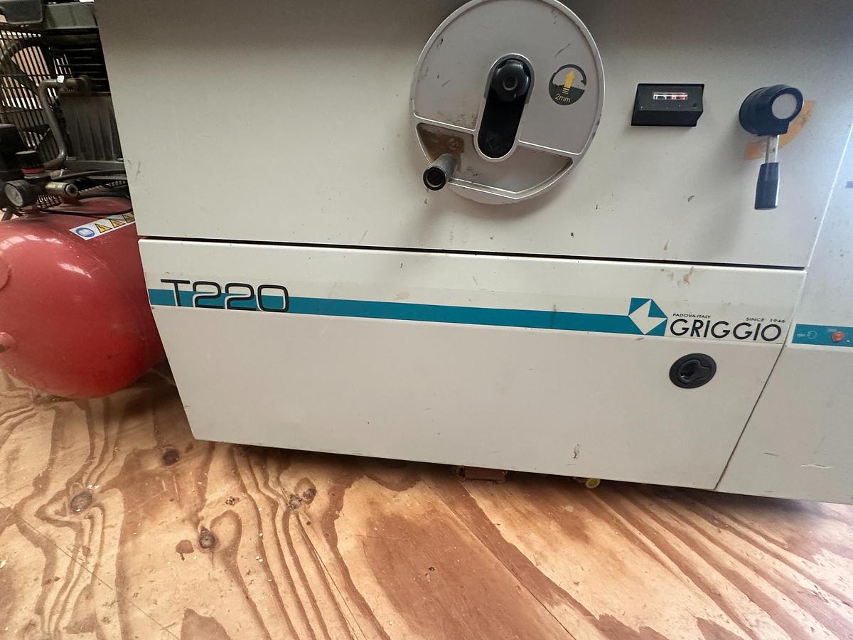 Used 2005 Griggio T220 Spindle Moulder with Comatic AF/34 Feeder