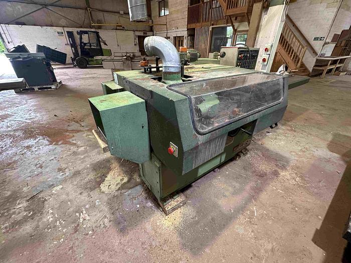 Used 1996 Guilliet KXR Moulder