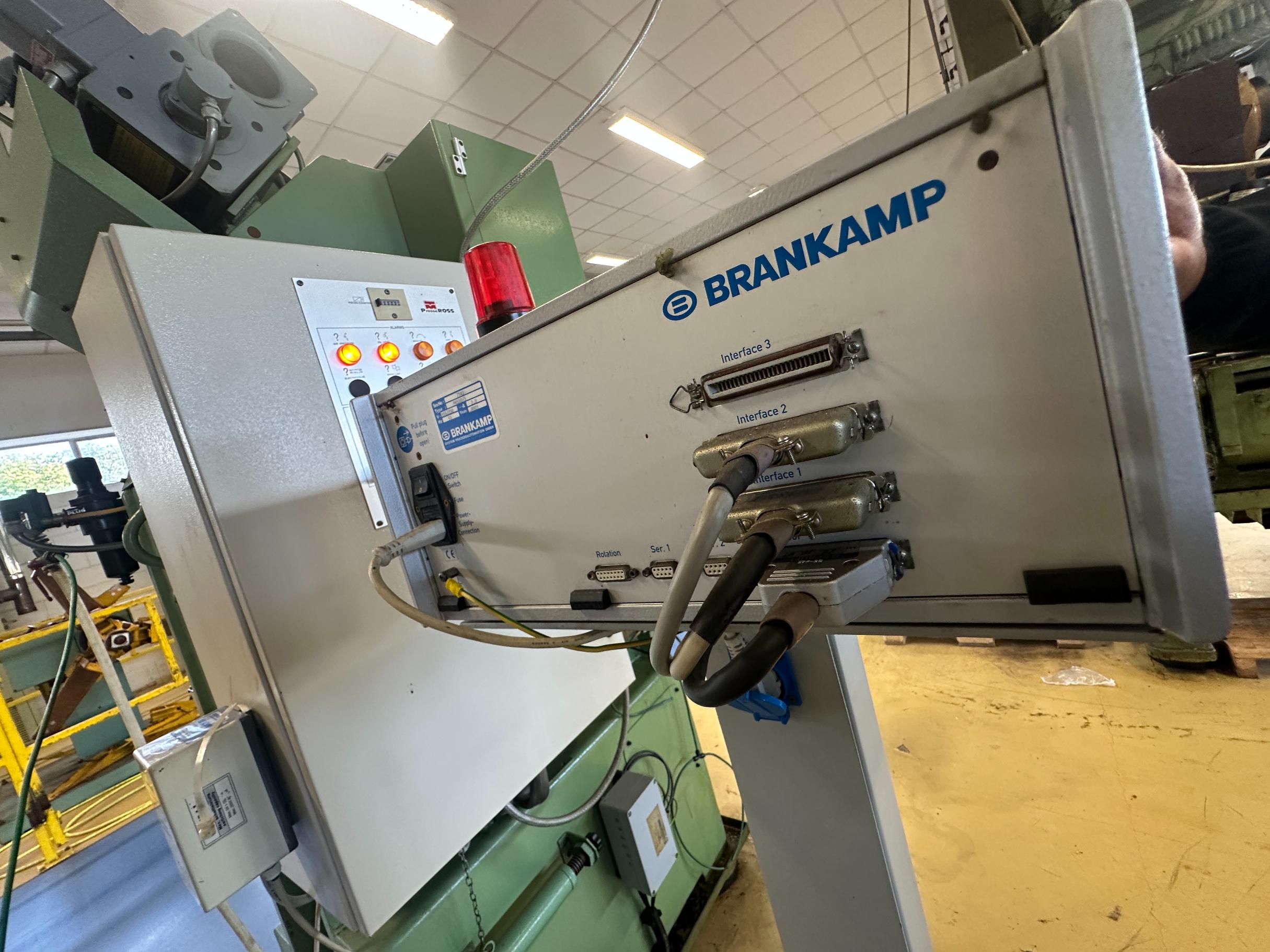 Used 2001 Presse Ross 40V-4 40 Ton Mechanical Press for Sale