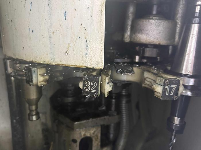 Used 2002 Deckel Maho DMU80T 5 Axis Machining Centre