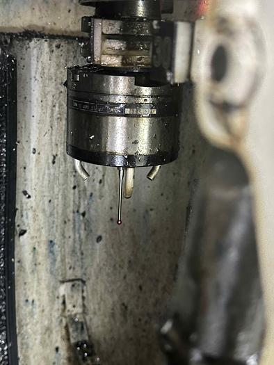 Used 2002 Deckel Maho DMU80T 5 Axis Machining Centre