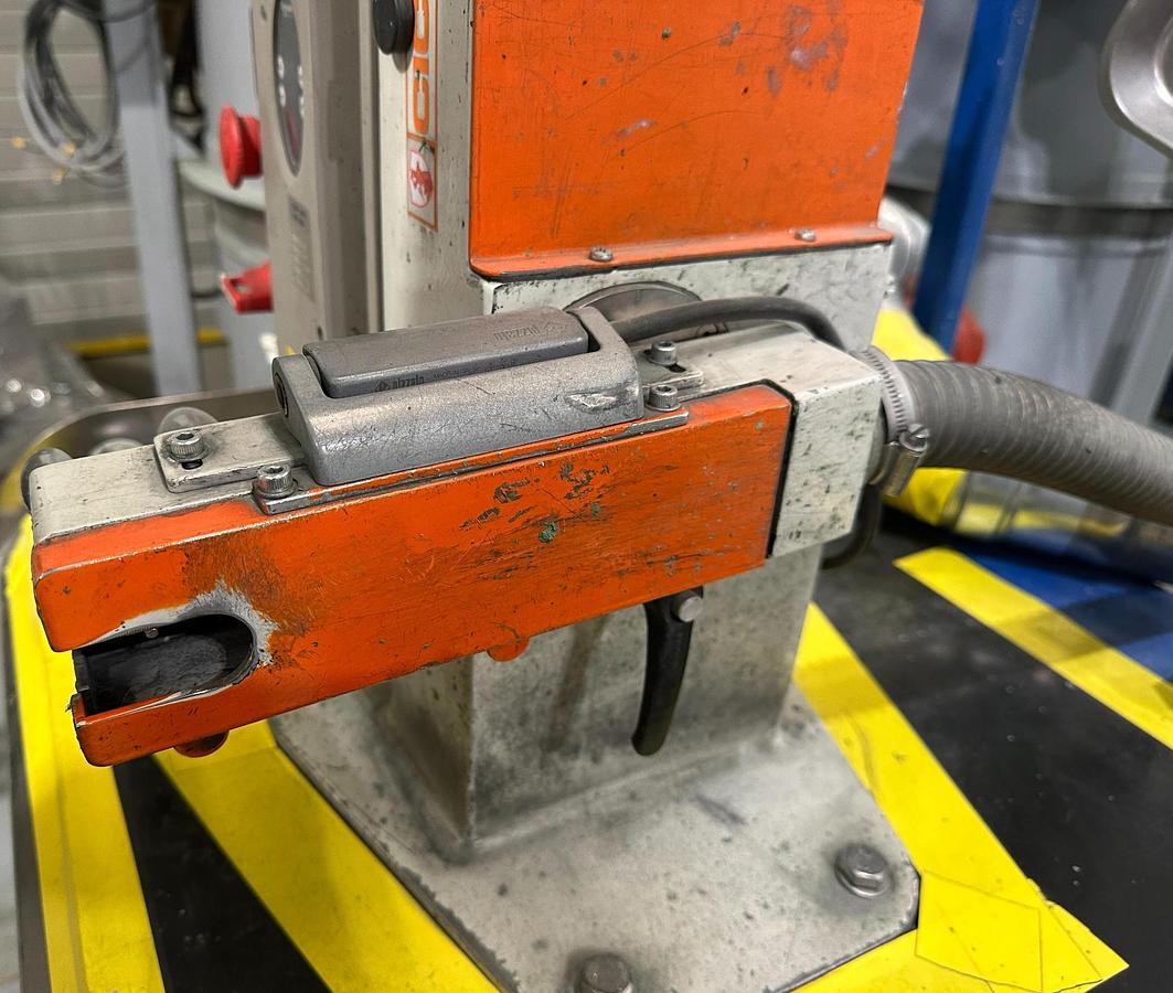 Used 2017 Ciclope ZOE-L High-Speed Belt Polishing Machine – Very Good Condition