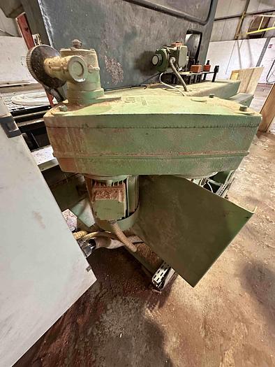 Used 1996 Guilliet KXR Moulder