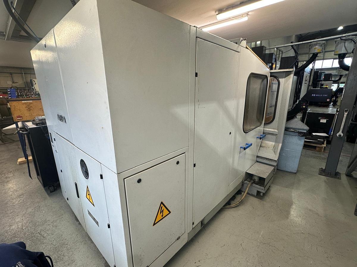 Used 1996 Mikron UME 600 CNC Milling Machine for Sale
