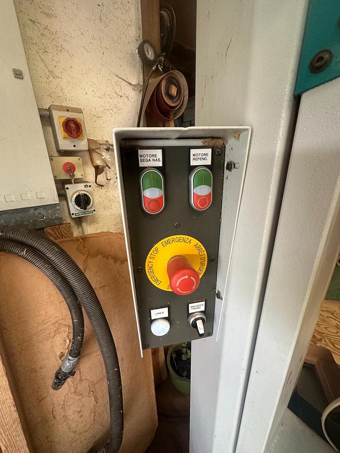 Used 2006 Griggio SNAC 740 RS3 Bandsaw with Feeder