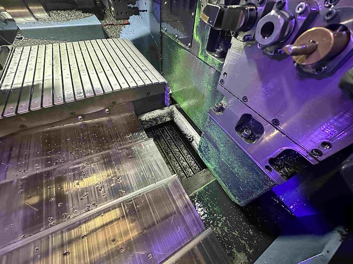 Used 2013 Doosan Puma ST32G SIiding Head CNC Lathe