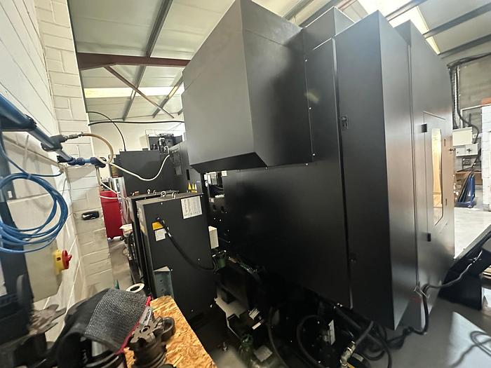 Used 2016 Hurco VMX60SRTi 5 Axis Machining Centre
