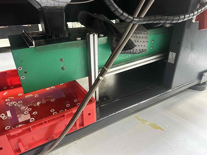 Used 2005 Demag System 60/420-80 Injection Moulding Machine