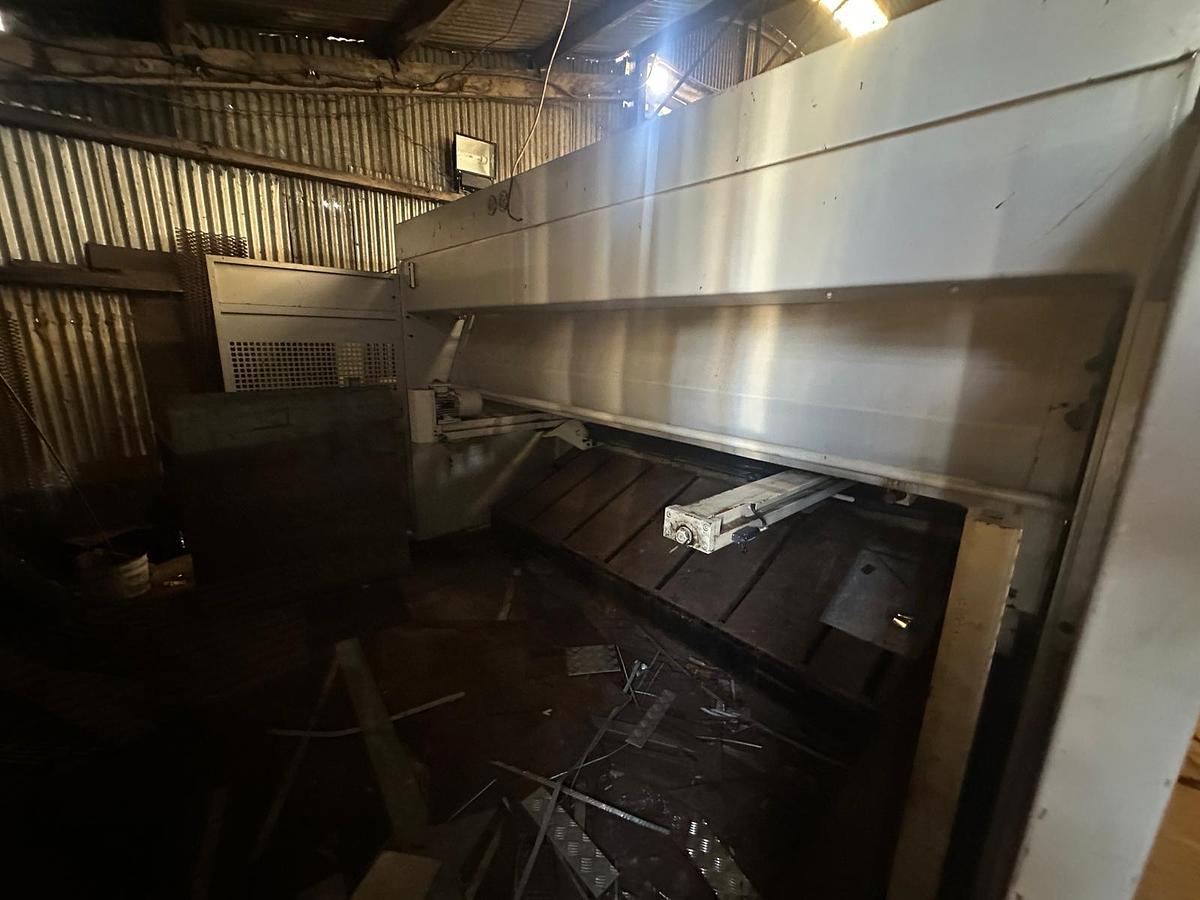 Used 2021 MVD B13-3100 Guillotine Shears – Elgo P40T CNC Control