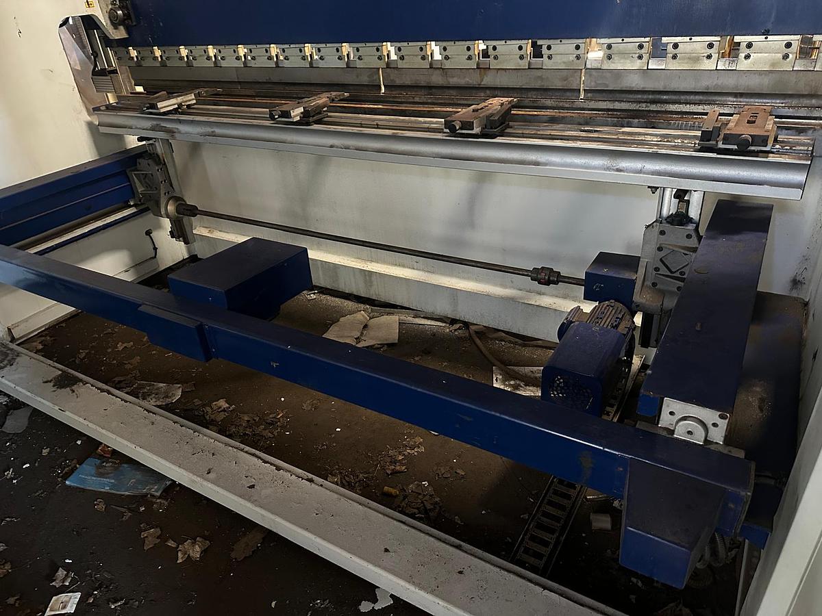 Used 2021 MVD A175-3700 Hydraulic Pressbrake – ESA S660W Graphic CNC Control