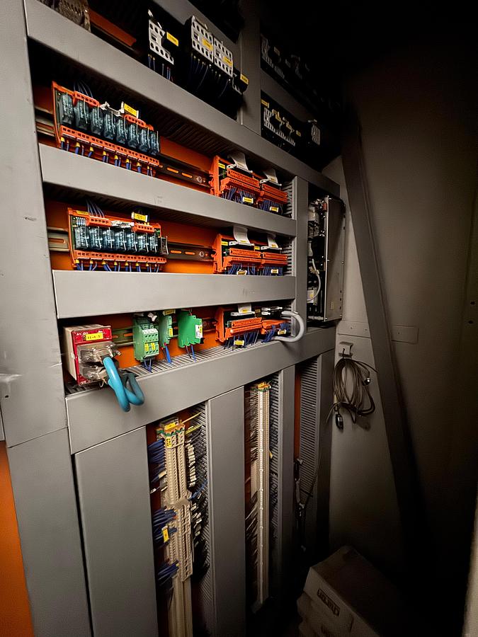 Used Heckler & Koch BA 18 CNC Machining Centre | 4 Axis | Siemens Sinumerik