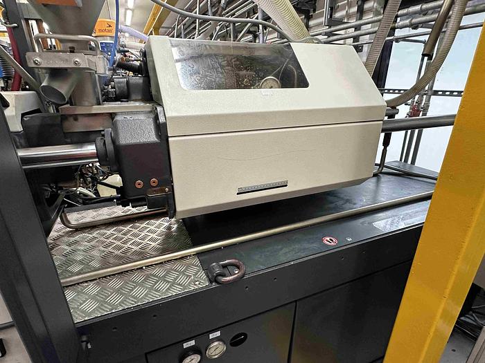 Used 2005 Demag System 60/420-80 Injection Moulding Machine