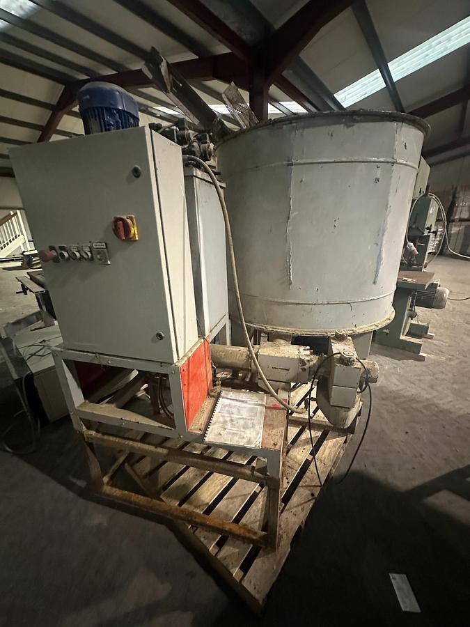 Used Used Nazzareno OL.D 101 1P Briquette Press | Wood Dust