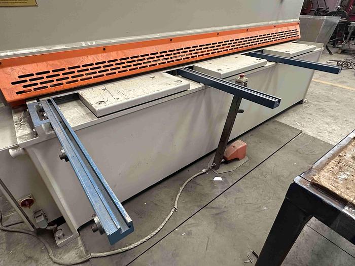 Used MVD Inan HGM 3006 3m x 6mm Hydraulic Guillotine